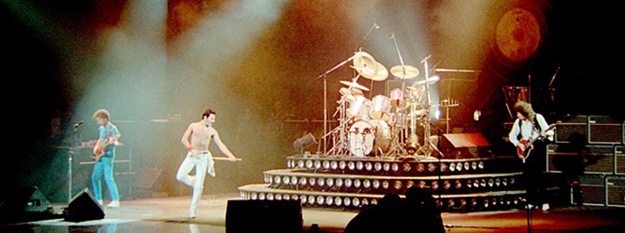 Photo of Queen performing at Montreal, Canada